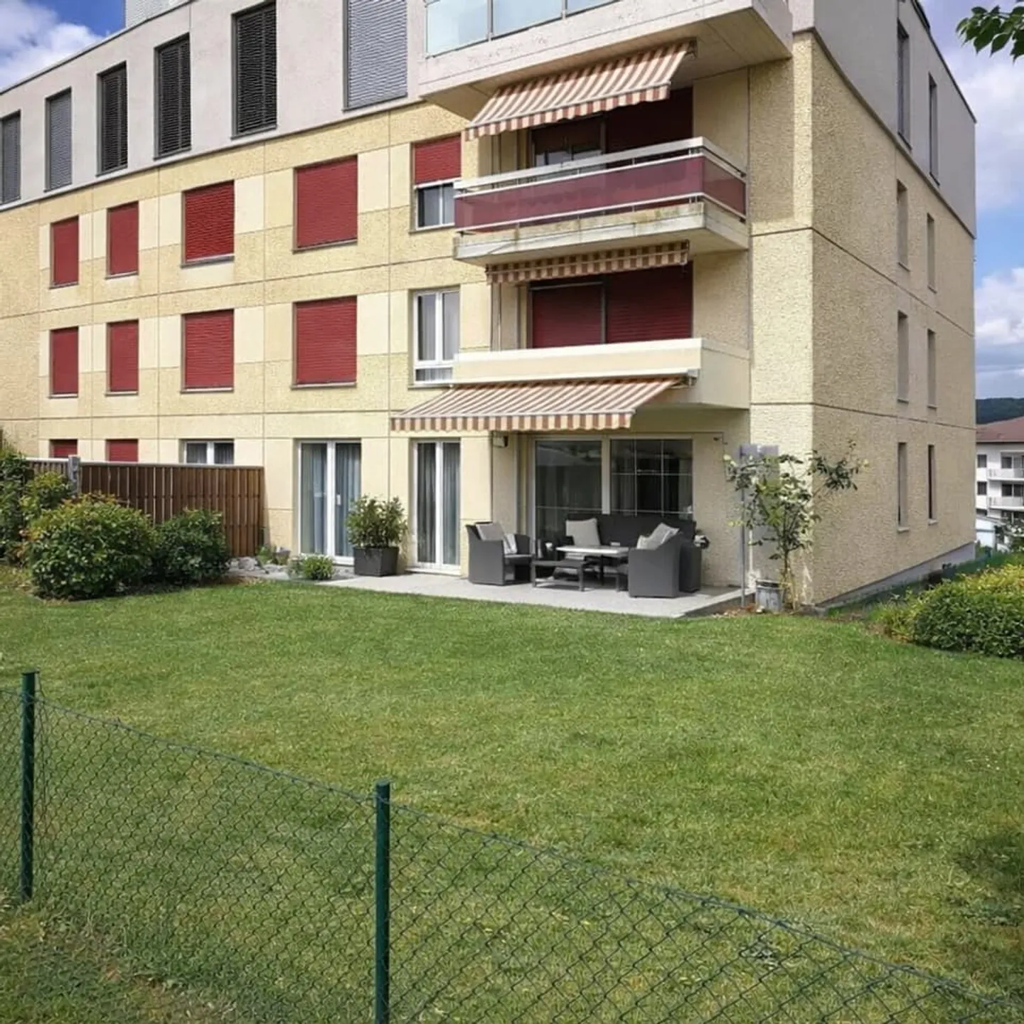 For sale in Romont - Superb 3.5-room apartment with large private garden - Photo 6 of 8