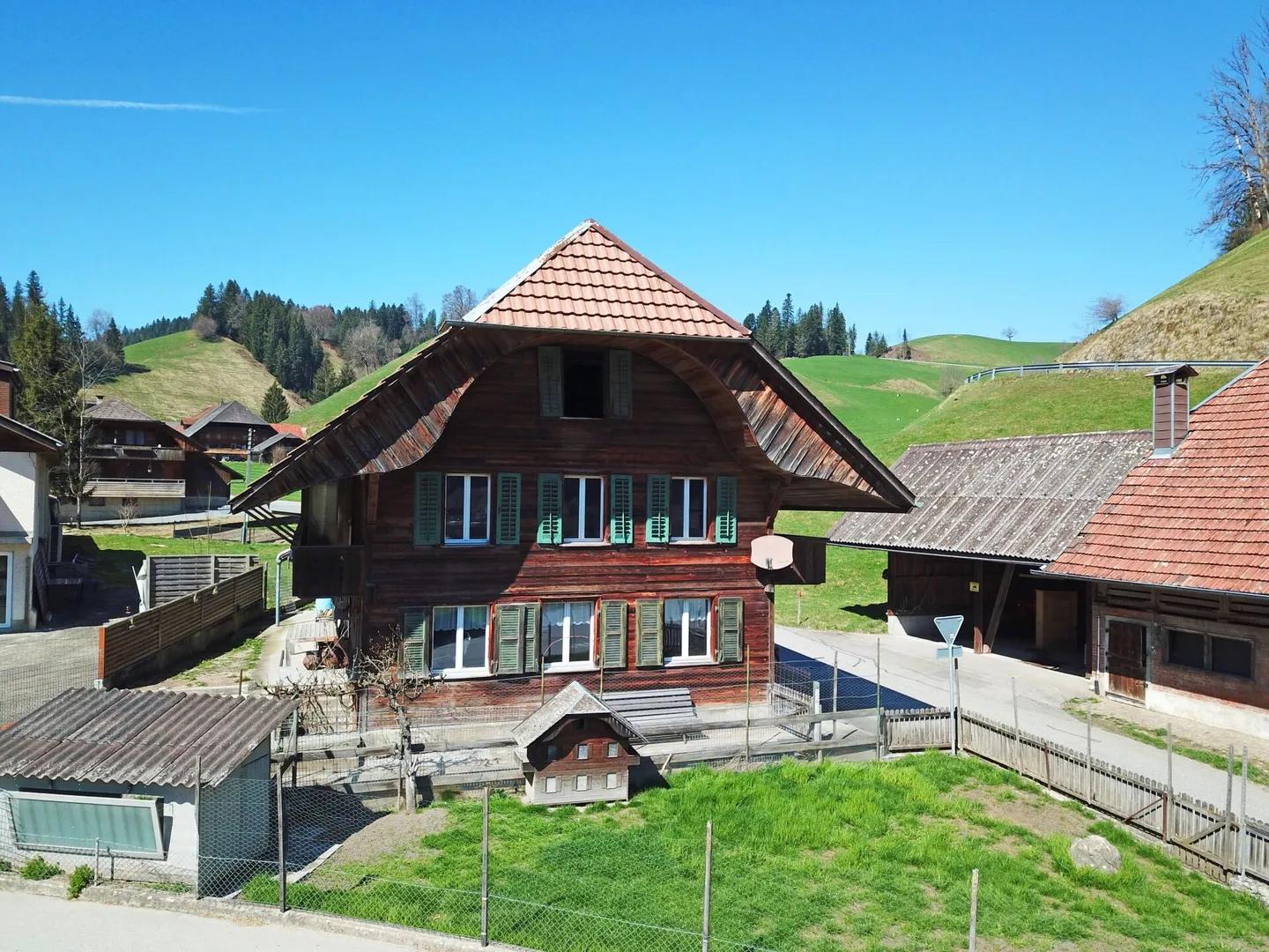 Charmantes Bauernhaus mit viel Platz und Potenzial! - Foto 8 von 21