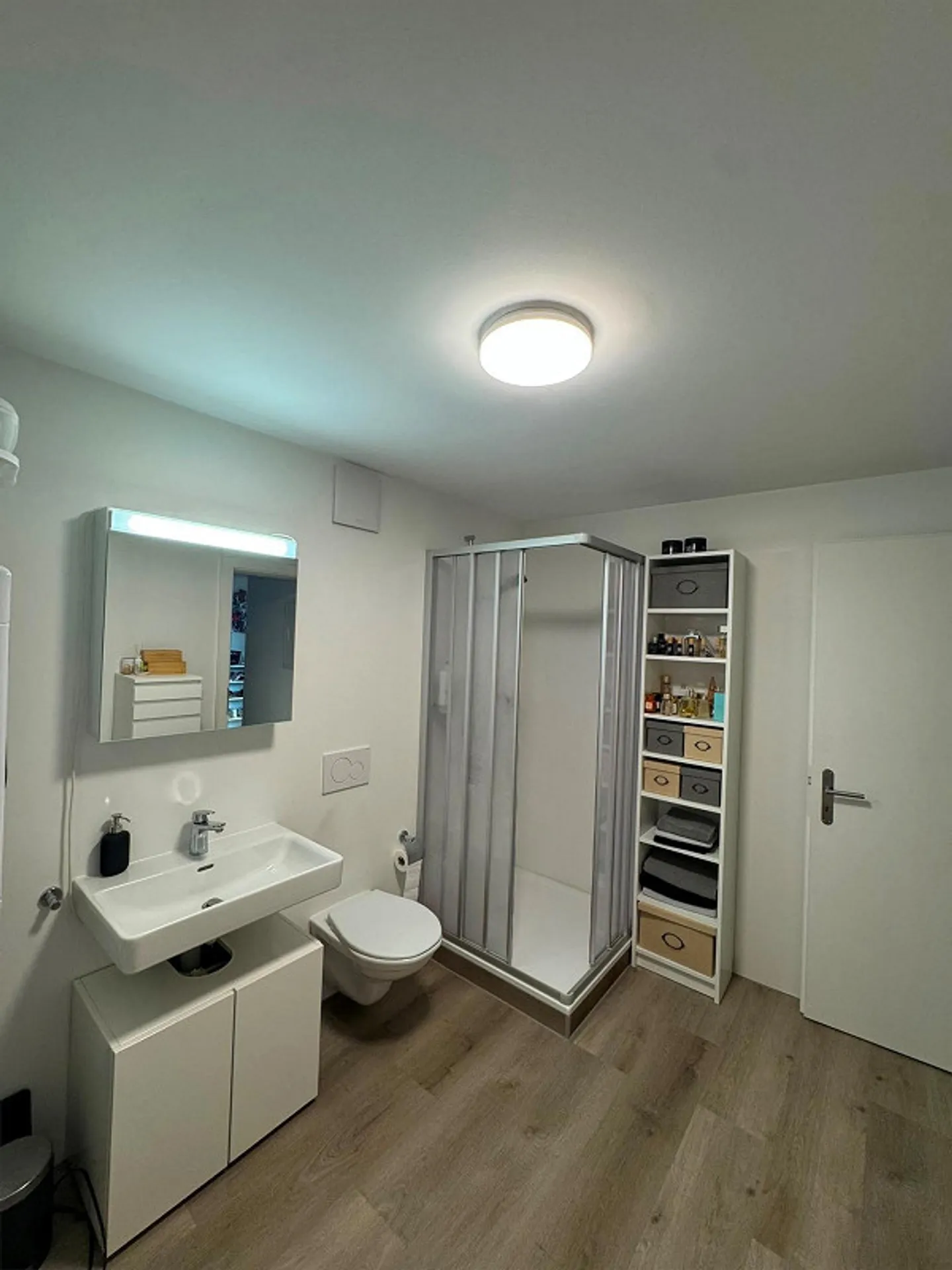 Modern and spacious 2.5-room apartment in a prime location in Frauenfeld - Photo 5 of 8