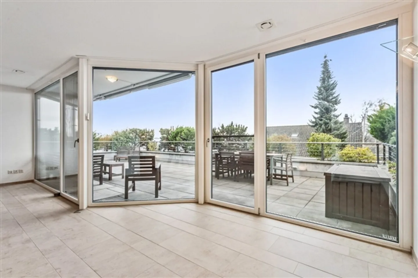 The Elegance of a Penthouse Built for Longevity - Photo 2 of 13