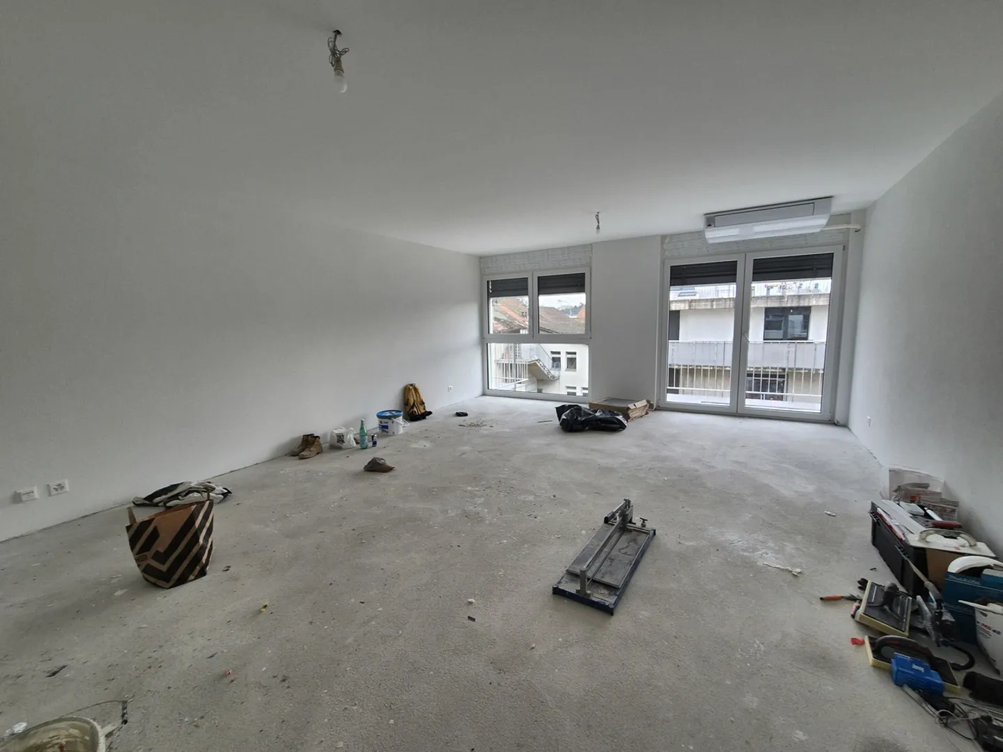 Inspiring Office Space for Rent - Photo 3 of 9