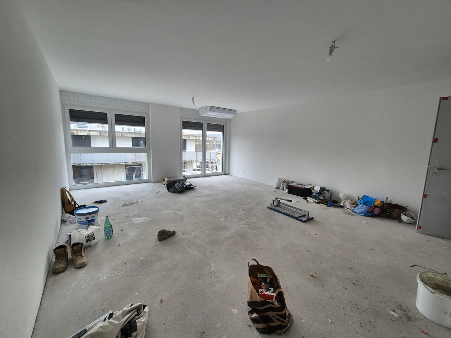 Inspiring Office Space for Rent - Photo 4 of 9