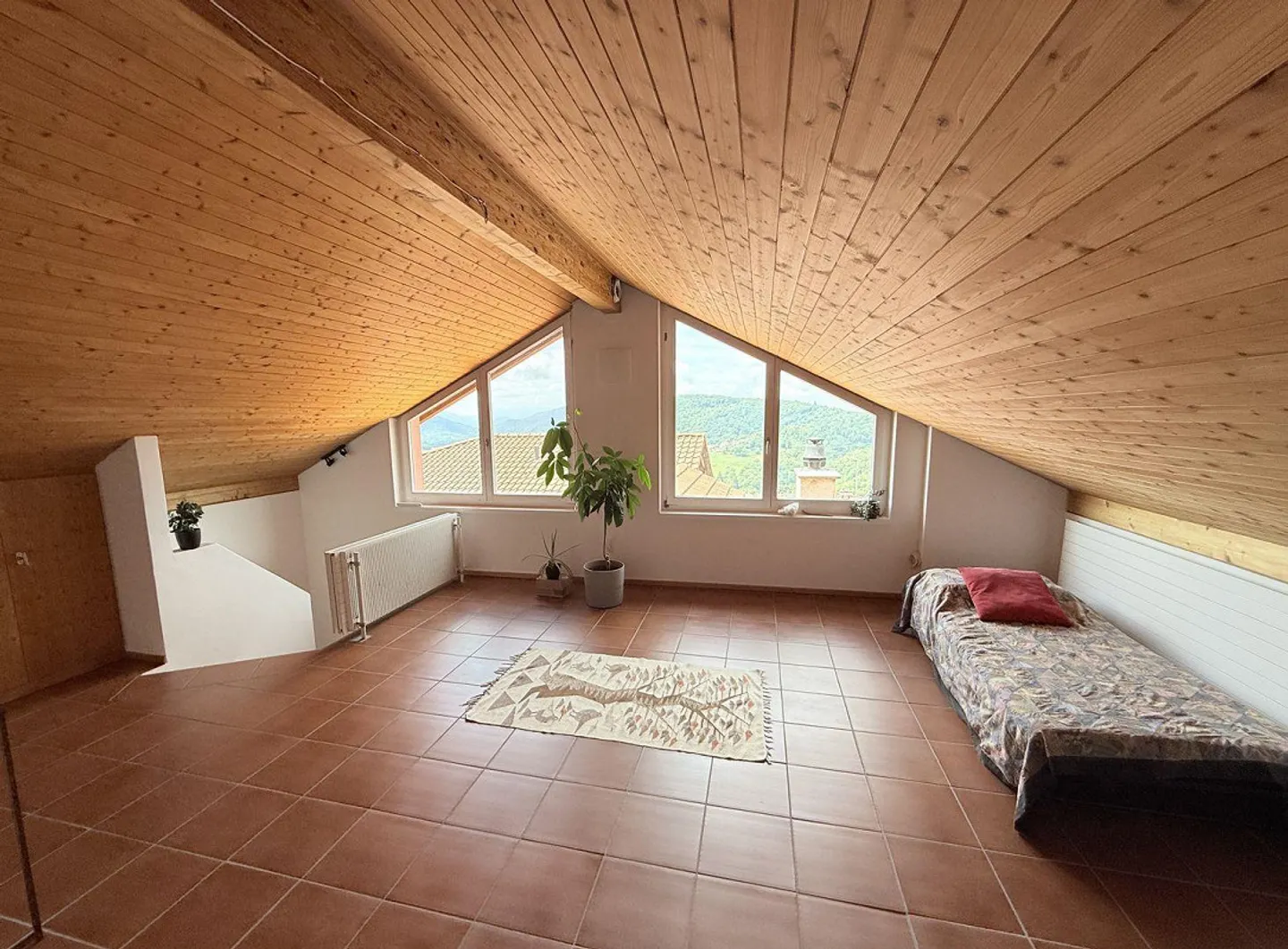Charming 4-room duplex apartment immersed in the tranquility of Breno - Photo 6 of 11
