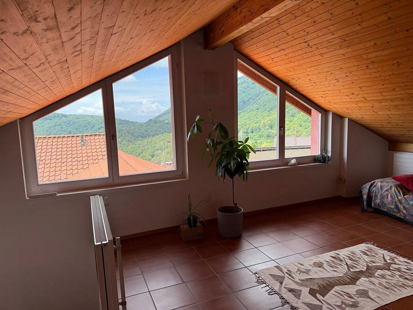 Charming 4-room duplex apartment immersed in the tranquility of Breno - Photo 7 of 11