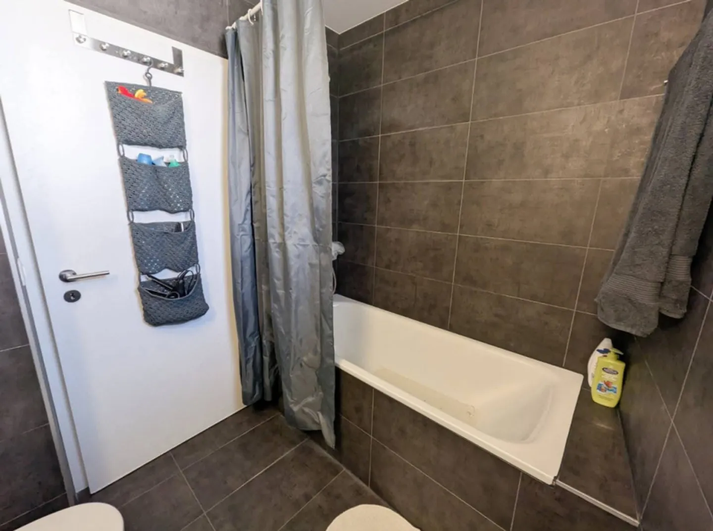 Appartement 5 pièces situé aux Grand-Saconnex - Photo 9 sur 11