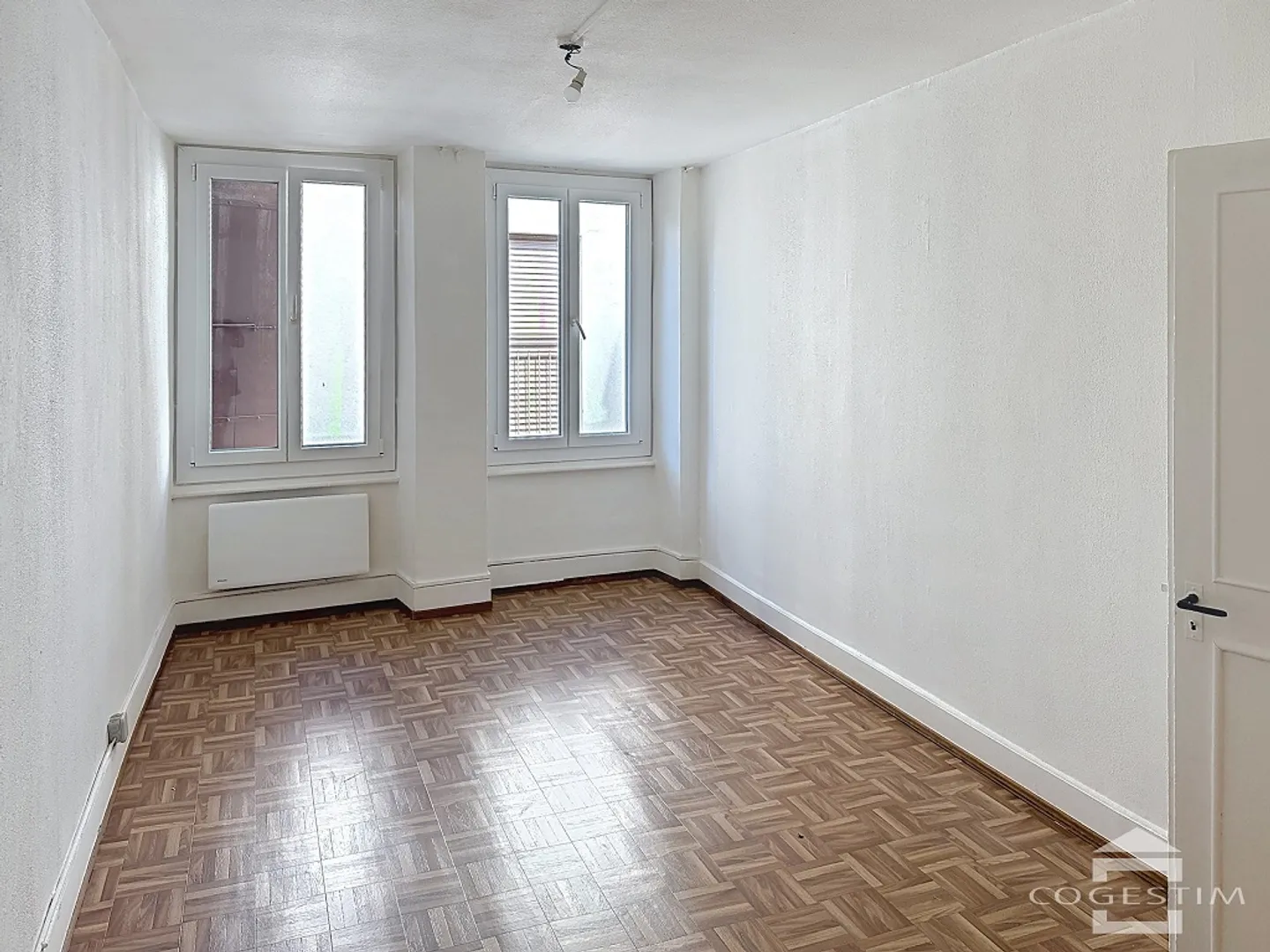 2-room apartment - Photo 3 of 5