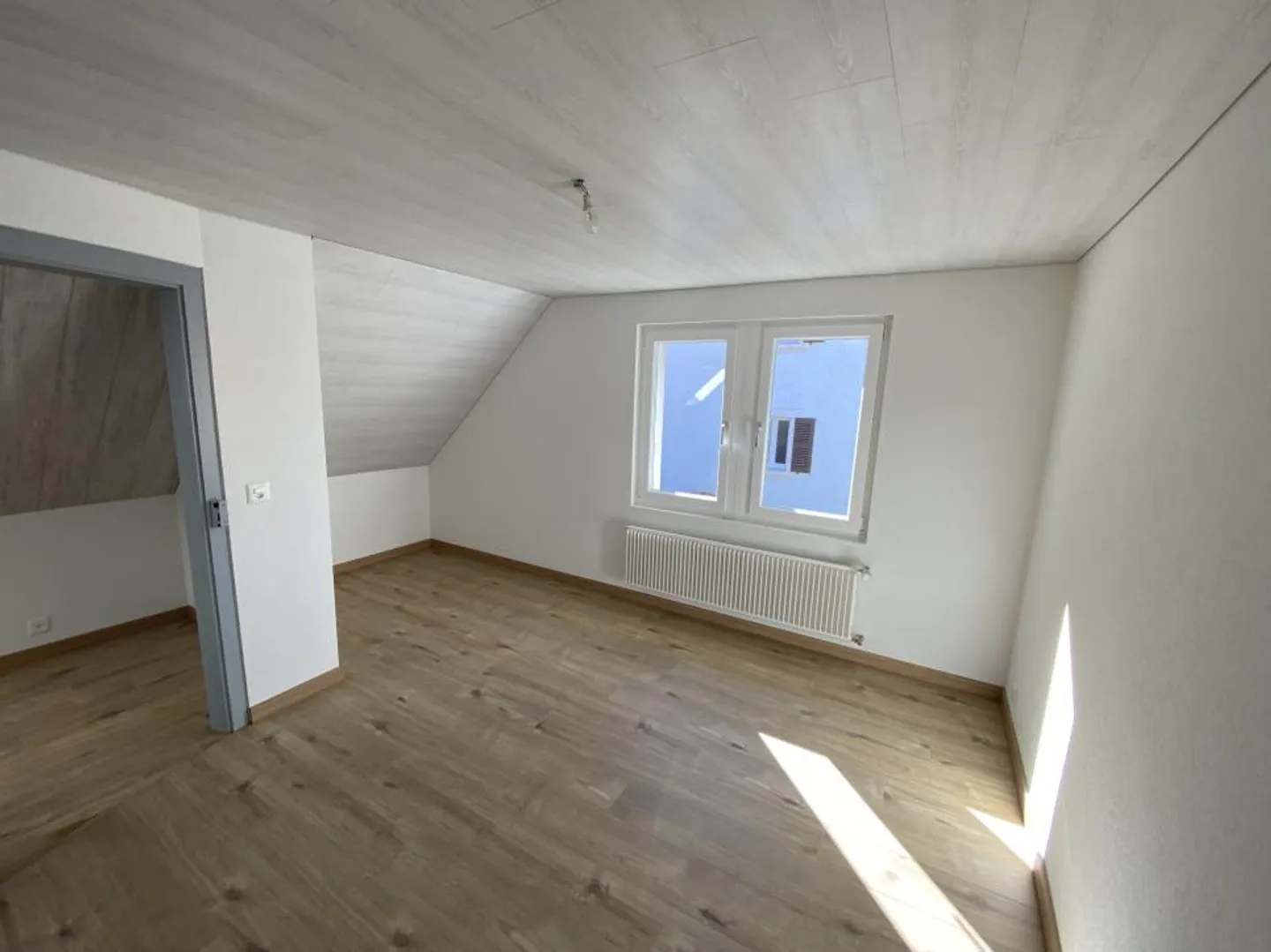 Grand verger ensoleillé - Photo 8 sur 13