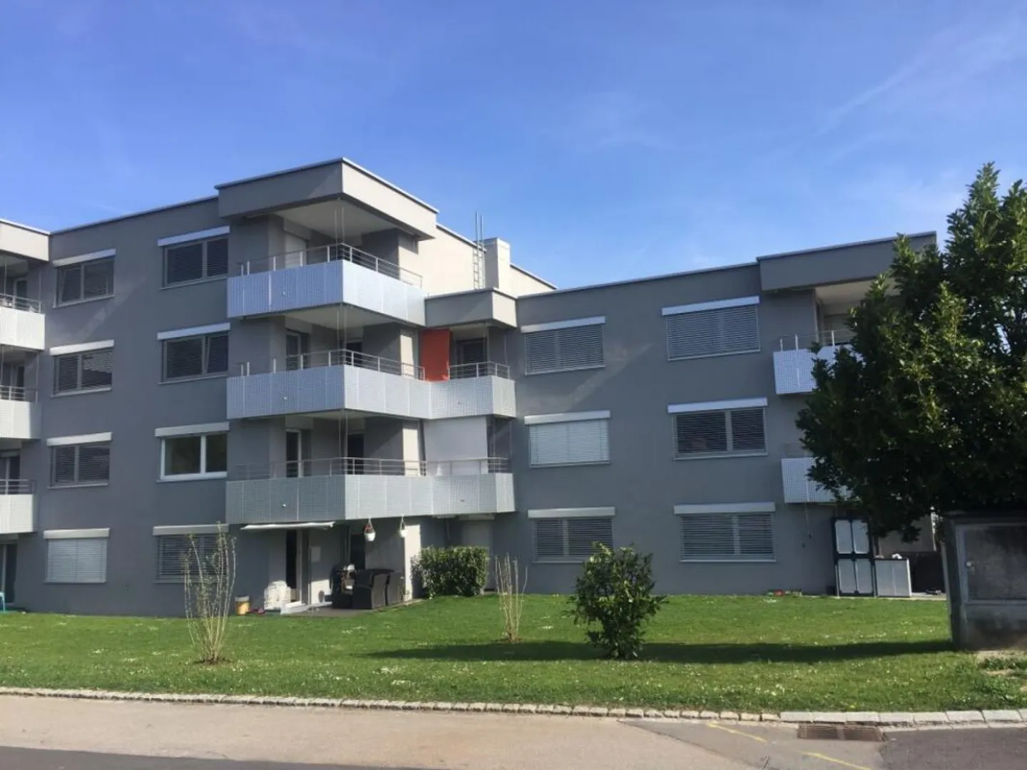 Appartamento attraente nel tranquillo quartiere di Besmer - Foto 6 di 8