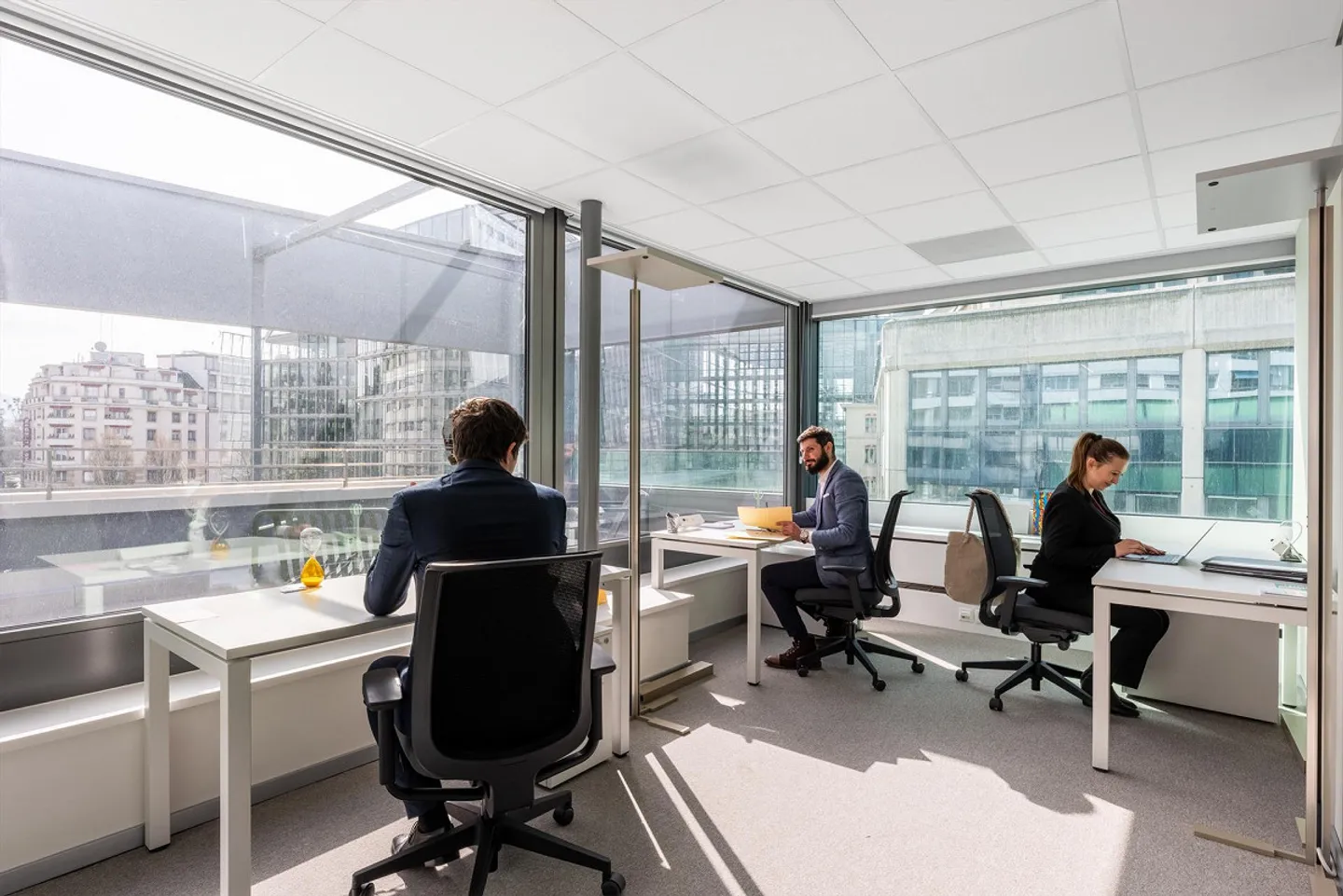 Bureau dédié à Genève - Photo 4 sur 13