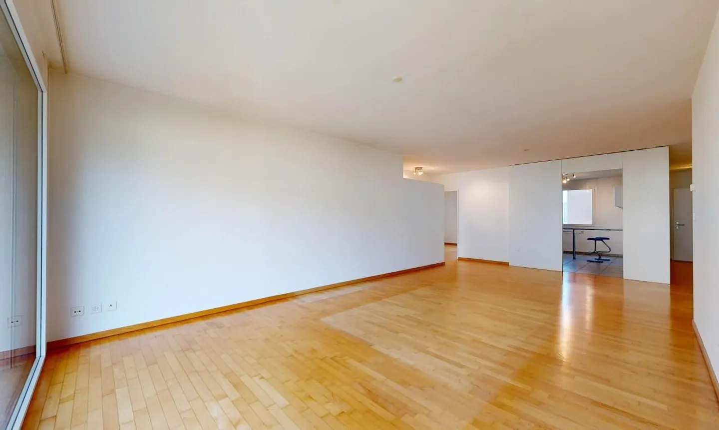 Light-flooded 4.5-room apartment in Horgen - Photo 3 of 11