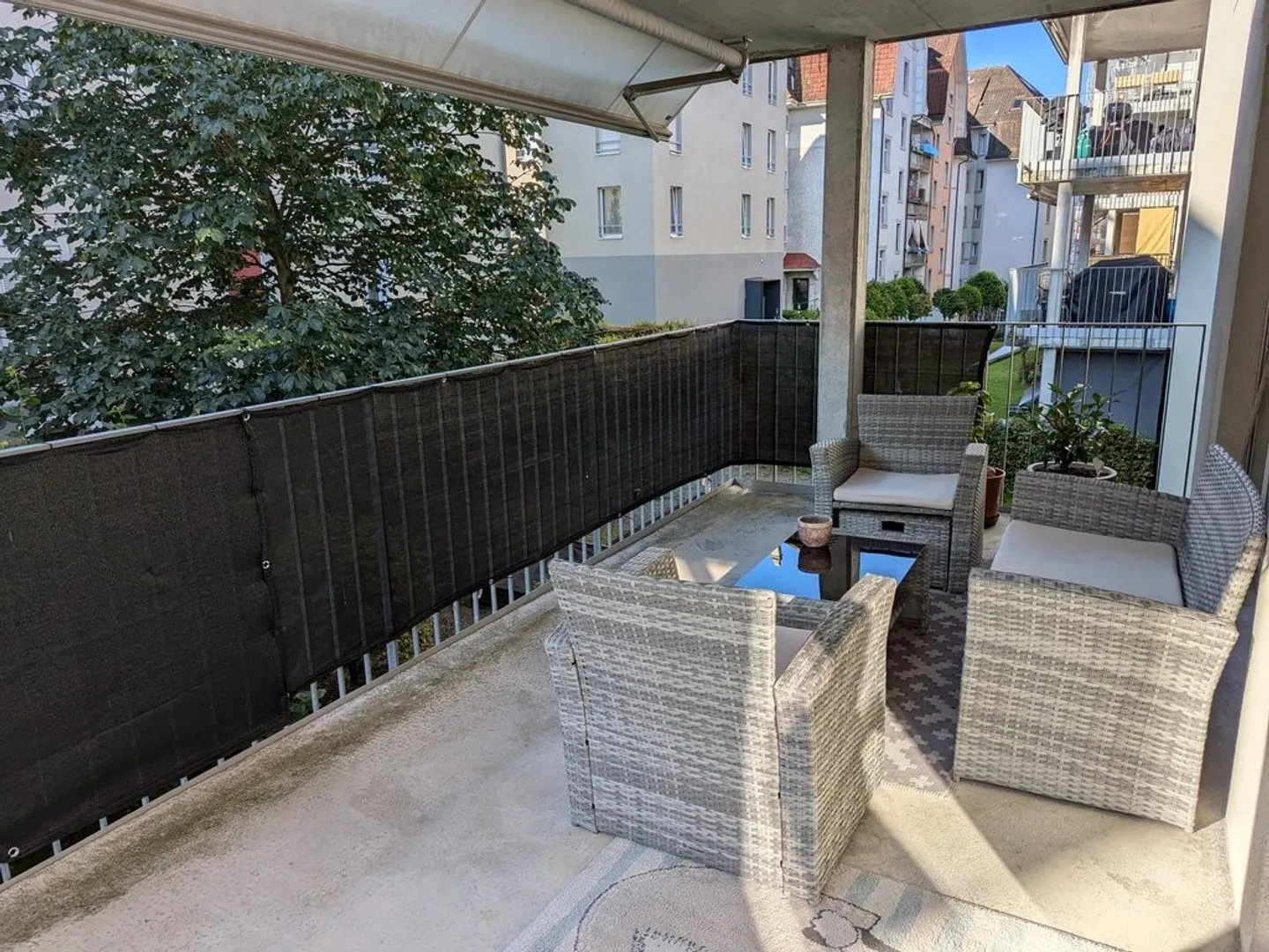 Vie moderne - 3,5 pièces avec un salon spacieux - Photo 9 sur 11