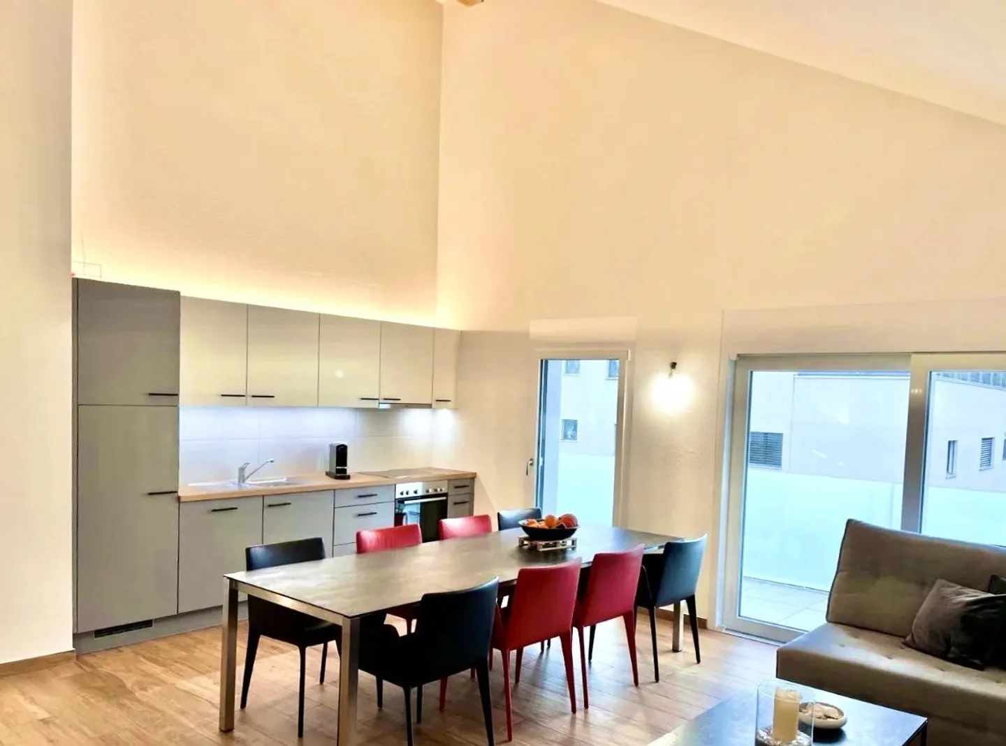 Magnifique appartement de 2,5 pièces à louer, Conthey - Photo 2 sur 12