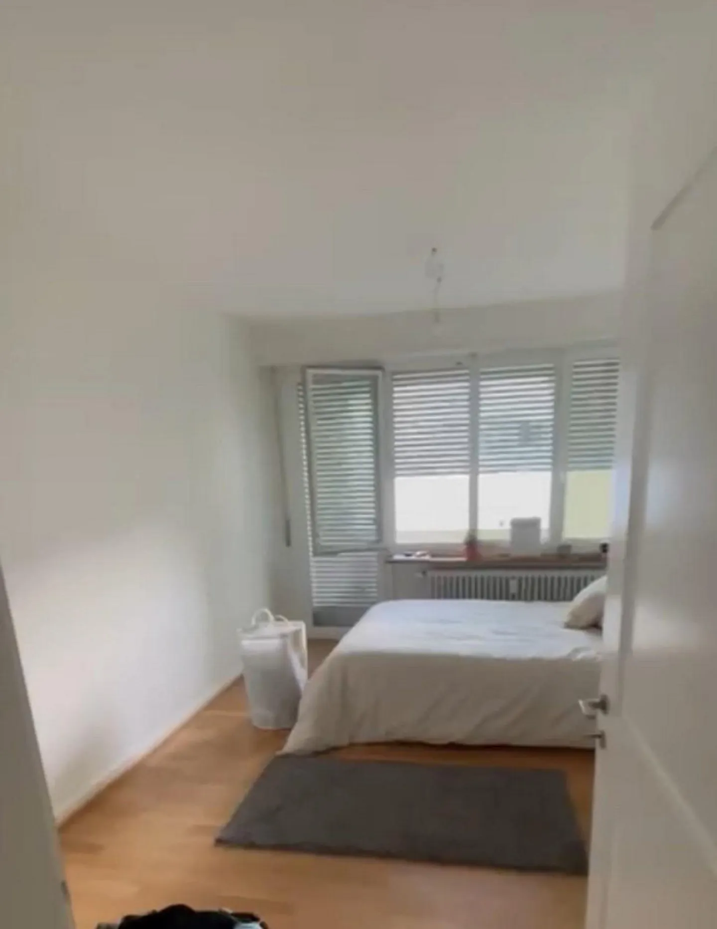 Bright, central apartment for rent! - Photo 5 of 5