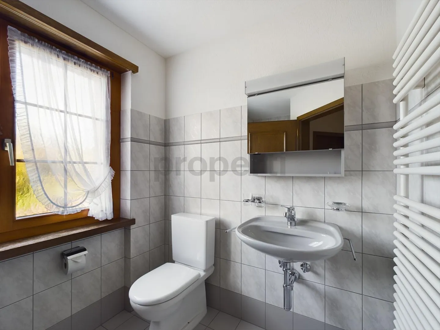 Attractive 9.5-room single-family house with unobstructed view in Appenzell - Photo 11 of 12