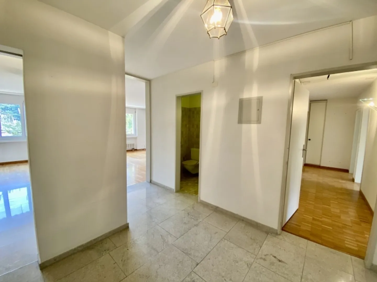Appartamento 3 locali a Küsnacht - limitato fino al 31.08.2026 - Foto 1 di 5