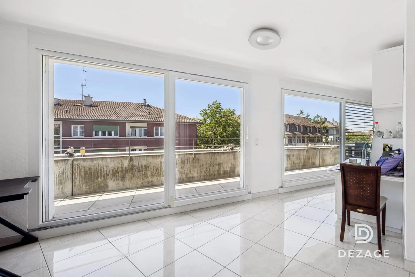 Magnifique duplex en attique de 165 m² avec terrasse entre Lausanne et Pully, proche de toutes les commodités - Photo 3 sur 13