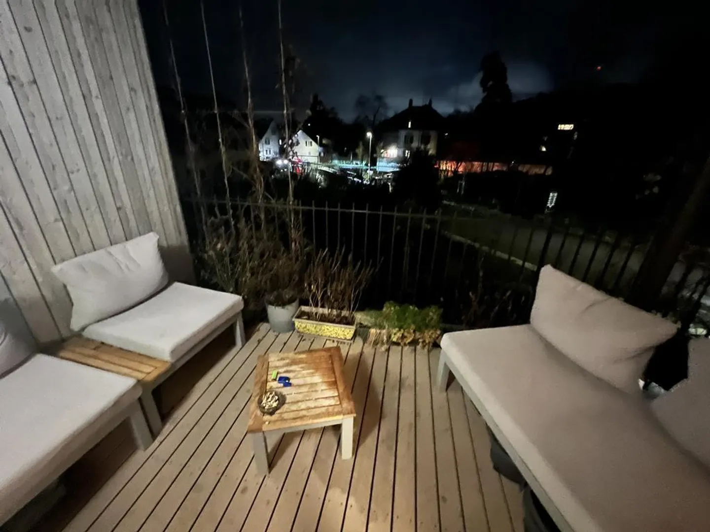 Espansione unica con molto legno - Foto 8 di 8