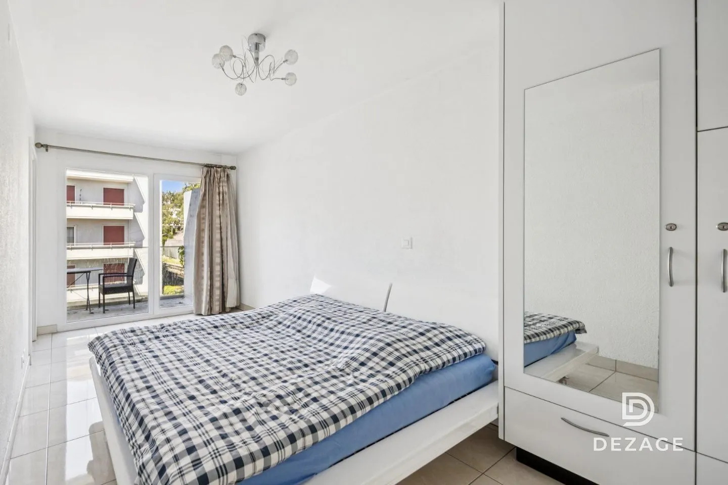 Magnifique duplex en attique de 165 m² avec terrasse entre Lausanne et Pully, proche de toutes les commodités - Photo 9 sur 13