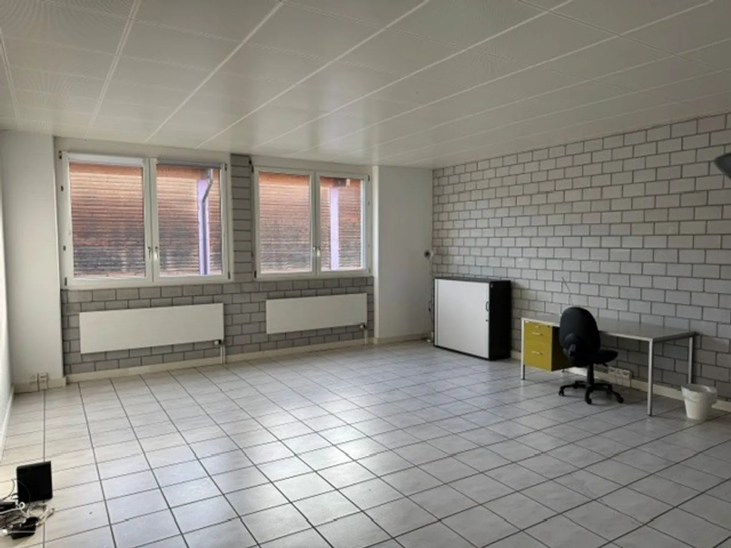 Bureau attrayant dans un emplacement central - Photo 1 sur 5