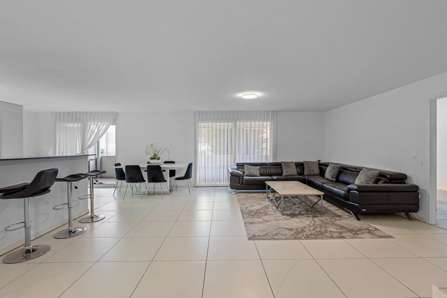 ENFIN ASSEZ D'ESPACE POUR LES GRANDS ET LES PETITS - Photo 3 sur 12