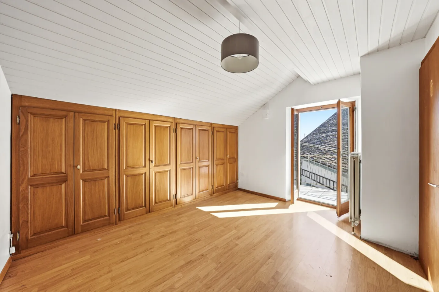 PROPRIETÀ RARA NEL CUORE DEL PAESE - FORTE POTENZIALE DI TRASFORMAZIONE - Foto 5 di 6