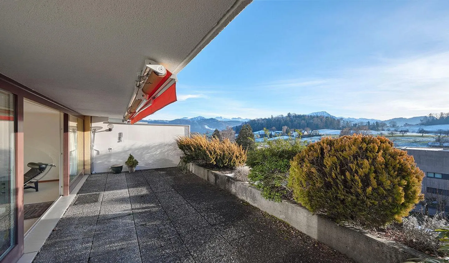 Appartement ensoleillé de 4,5 pièces avec vue sur le Pilatus - Photo 7 sur 8