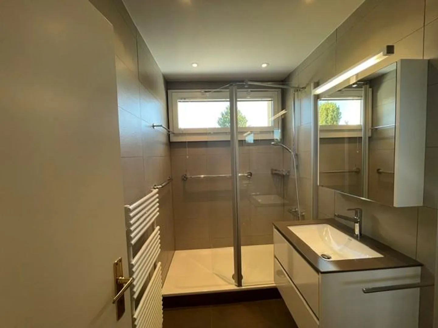 Renovated Attic Apartment - Photo 6 of 7