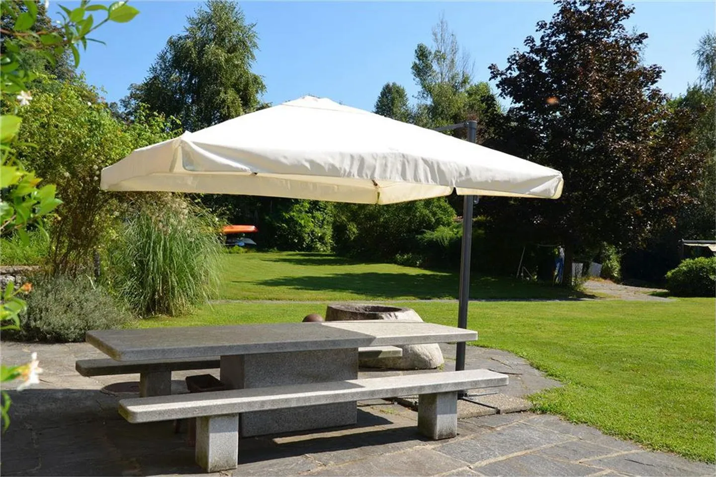 Oasis full of charm, nature, and tranquility! In the heart of Collina D'Oro! - Photo 6 of 13