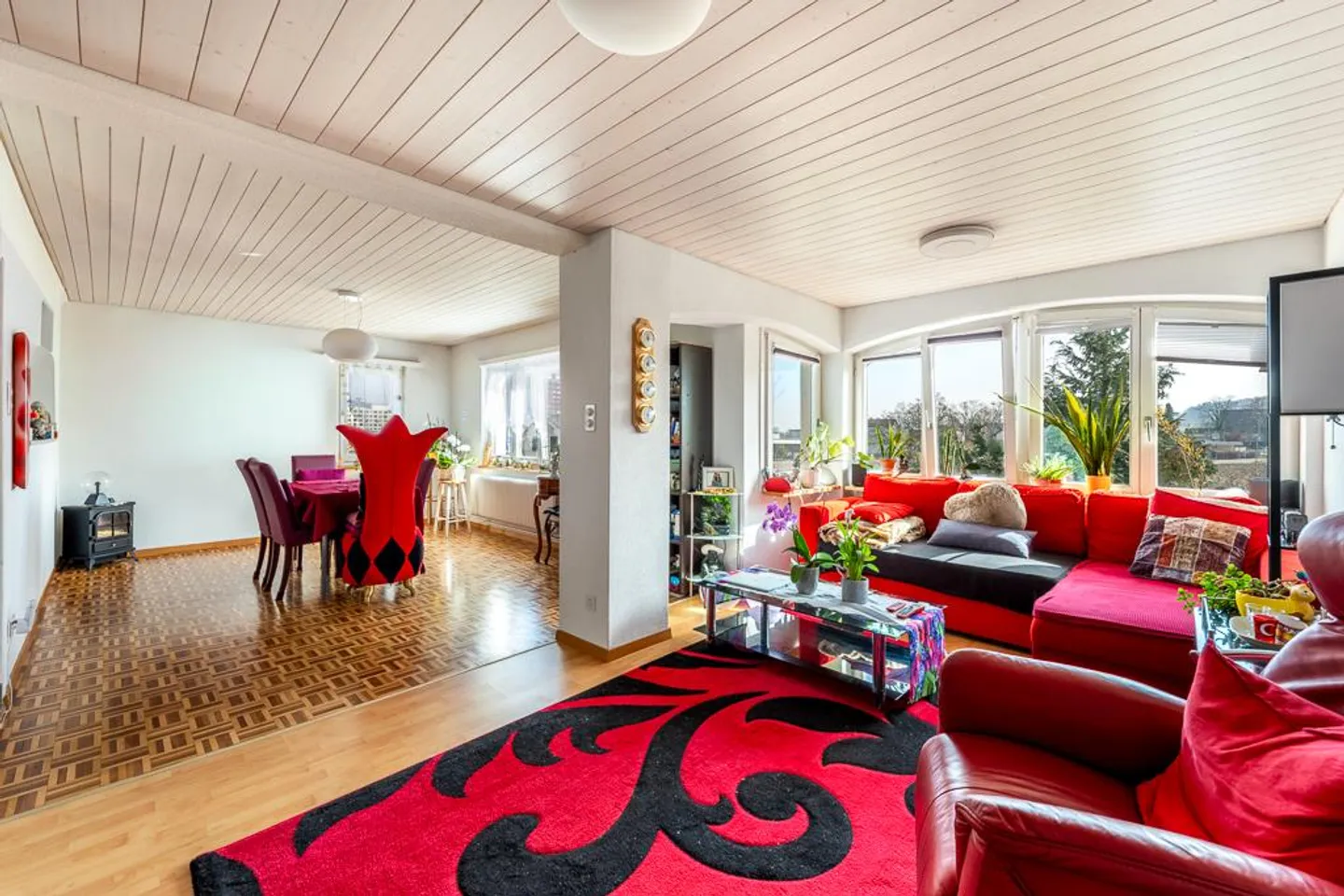 Charming Two-Family House with Well-Maintained Garden - Photo 6 of 9