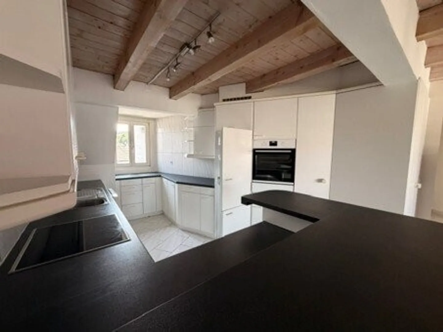 Your new home above the rooftops of Lucerne - Photo 3 of 6