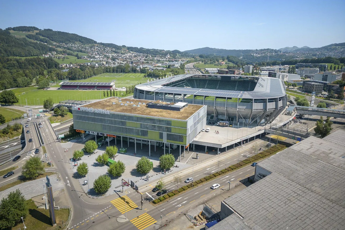 Your new location in the heart of Eastern Switzerland - directly at the shopping... - Photo 1 of 9