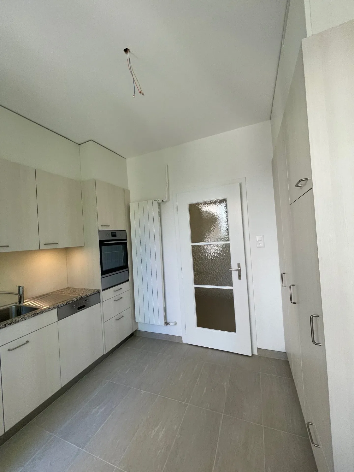Tolle 4.5-Zimmer-Wohnung im Altbau an der General-Dufour-Strasse in Biel - Foto 6 di 12