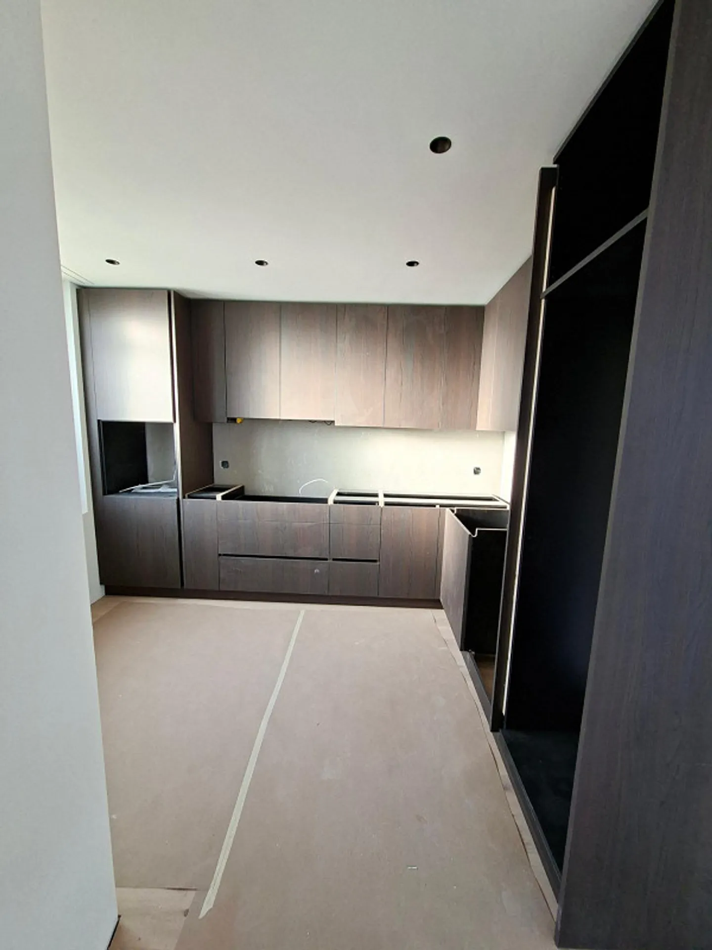 First rental - Spacious 2.5 room apartments for rent - Photo 4 of 8