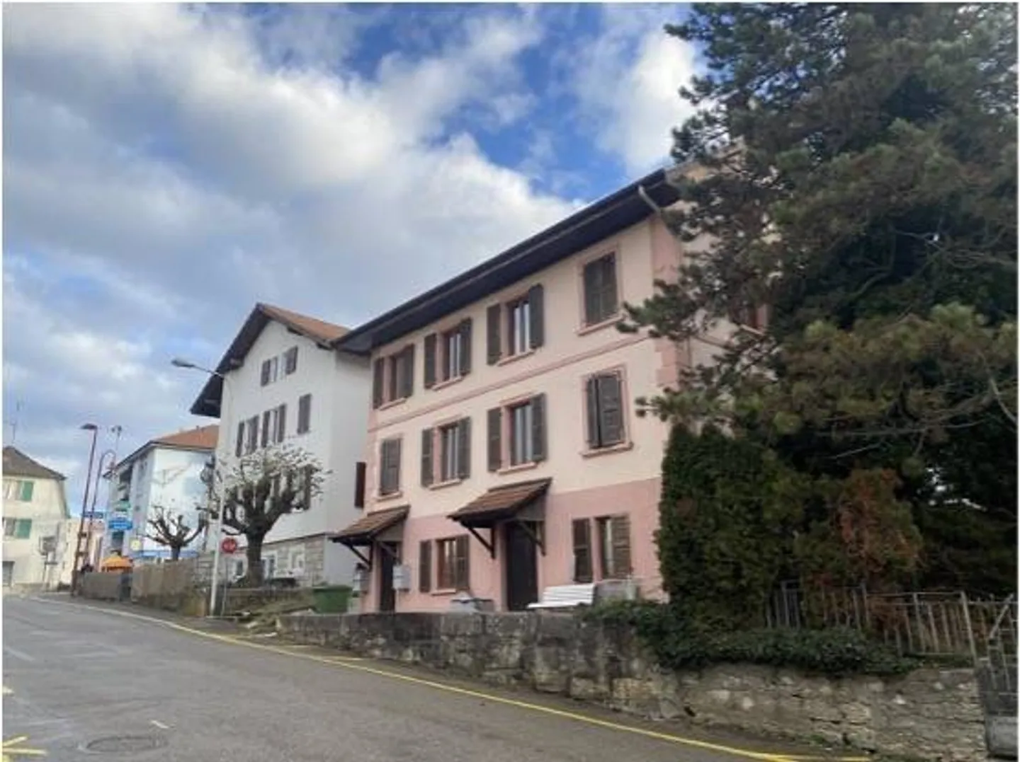 4 appartements avec entrées indépendantes Rendement 7,7 % - Photo 2 sur 12