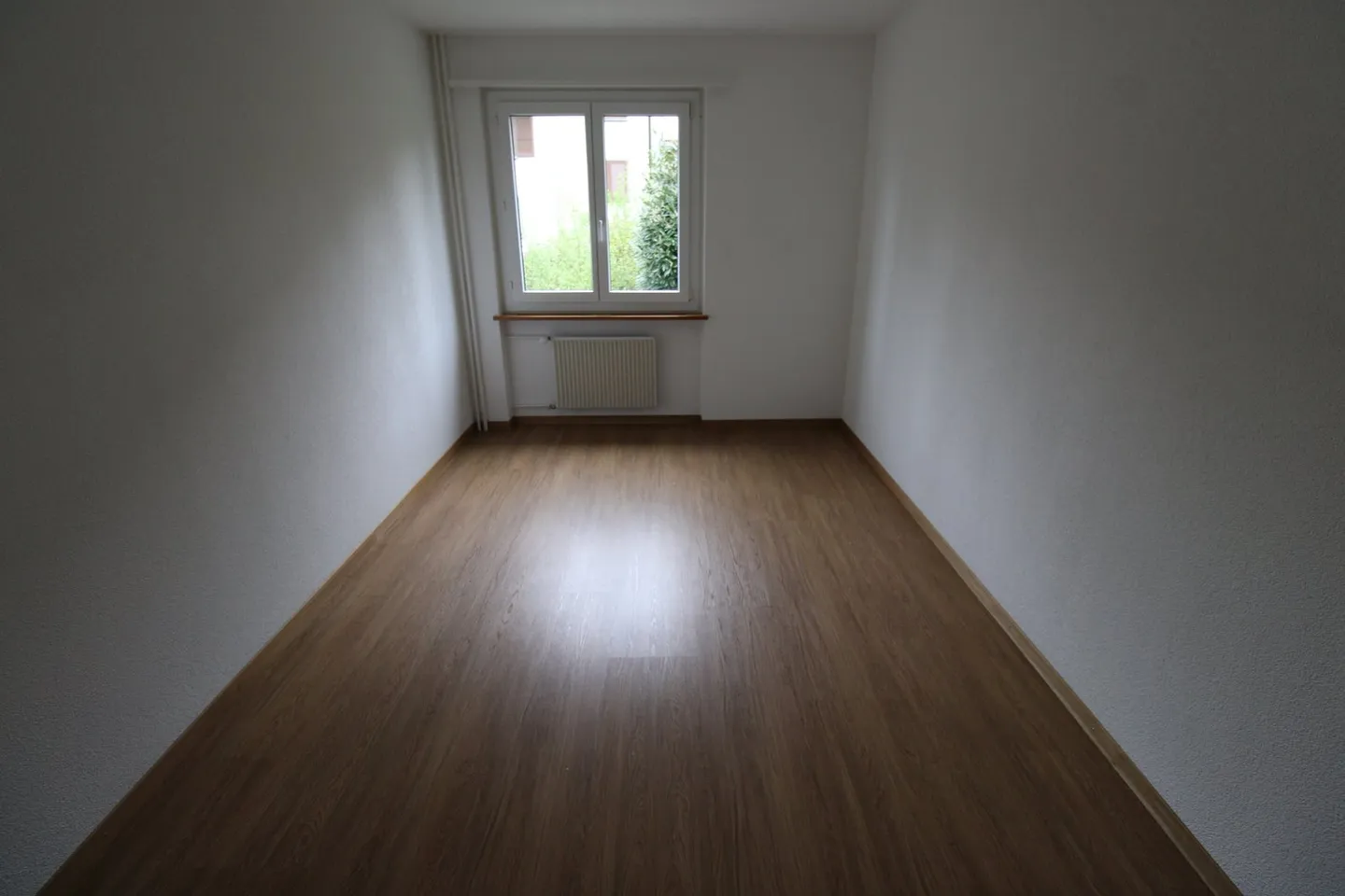 Charmante 4-Zimmer-Wohnung mit Balkon in Biel/Bienne - Foto 10 von 13