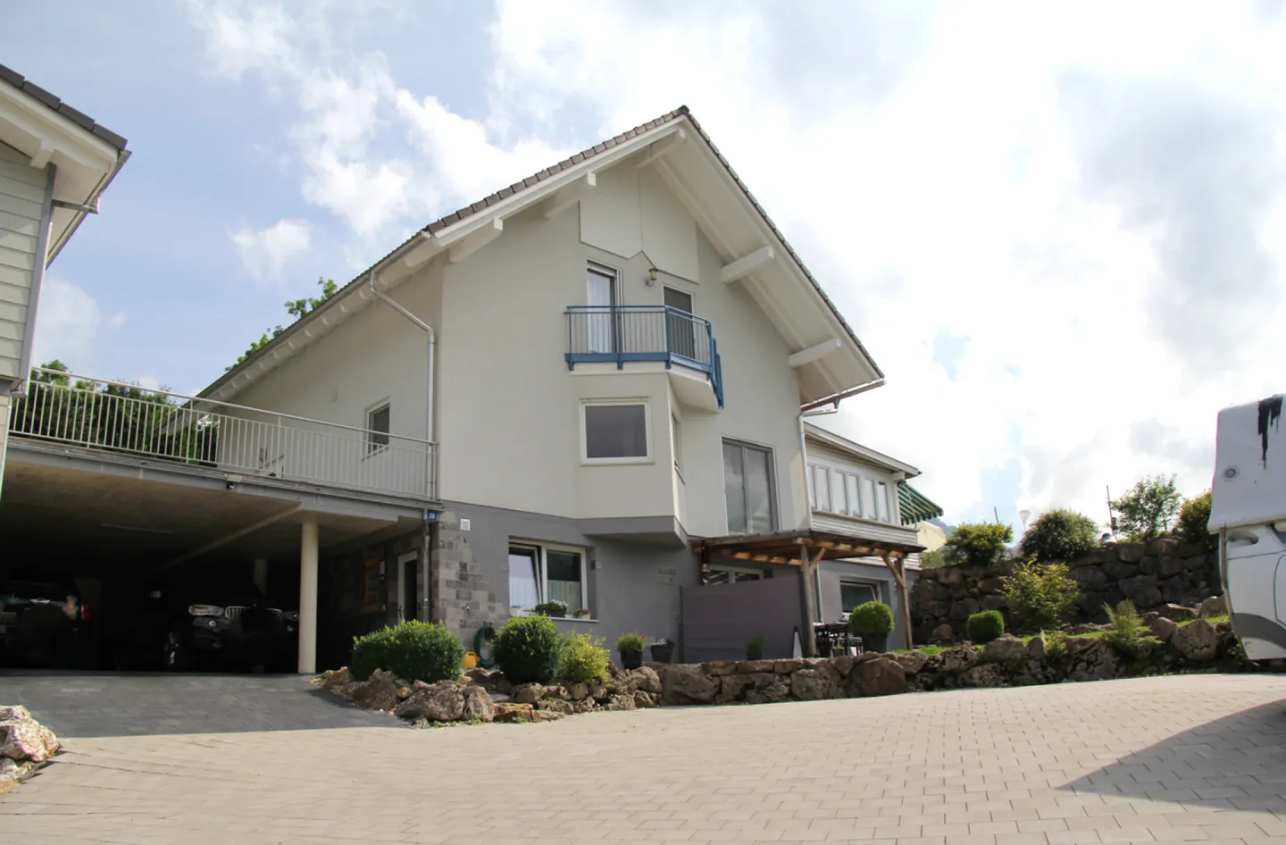 Maison intergénérationnelle avec réserve foncière à Schwarzsee FR - entièrement louée dans un emplacement de choix ! - Photo 12 sur 15