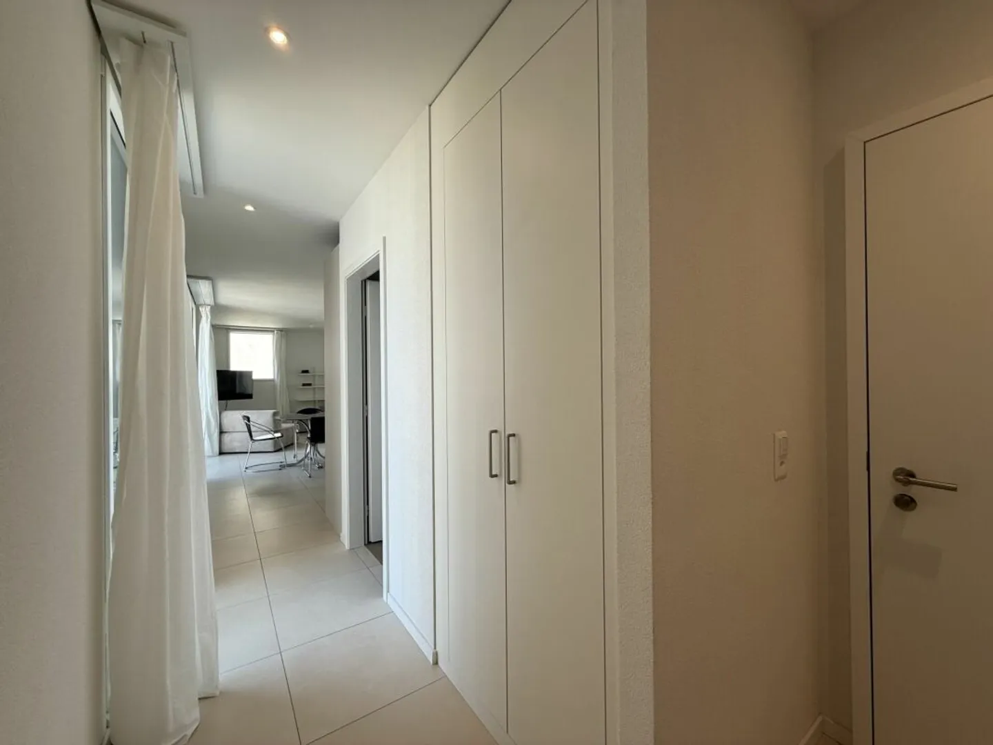 Appartamento in vendita - Foto 4 di 18