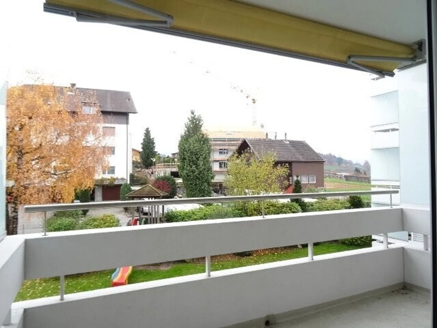 Modern 4.5-room apartment on 78 m² on the top floor of the 3rd floor - Photo 12 of 13