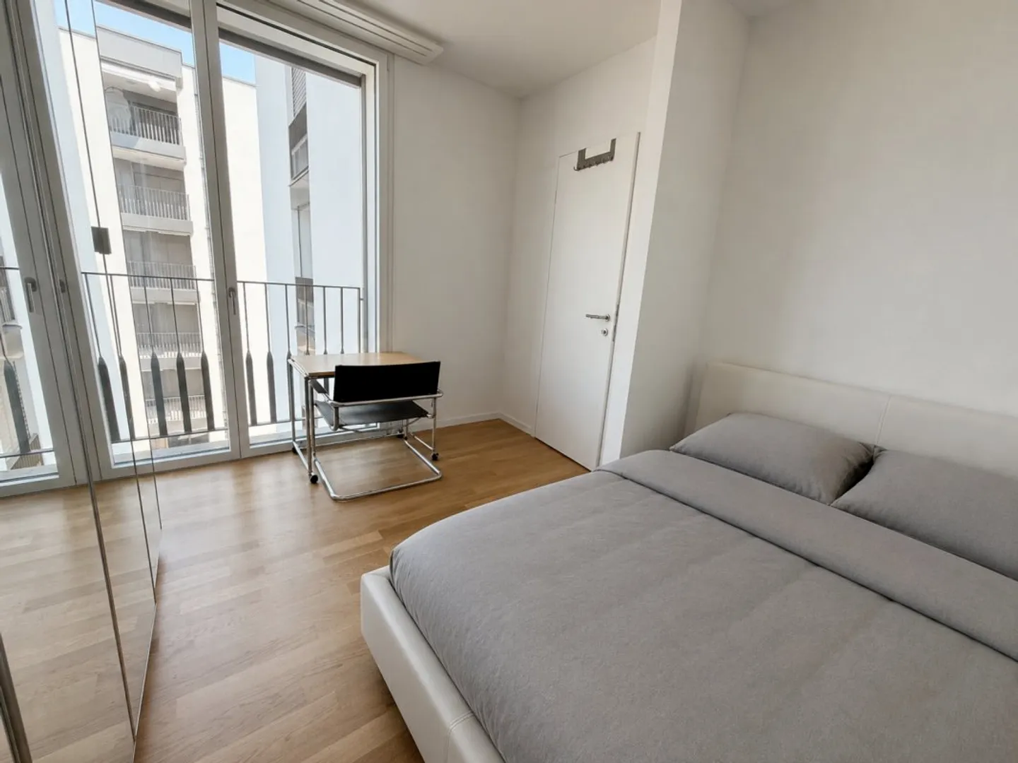 Appartamento in vendita - Foto 6 di 18