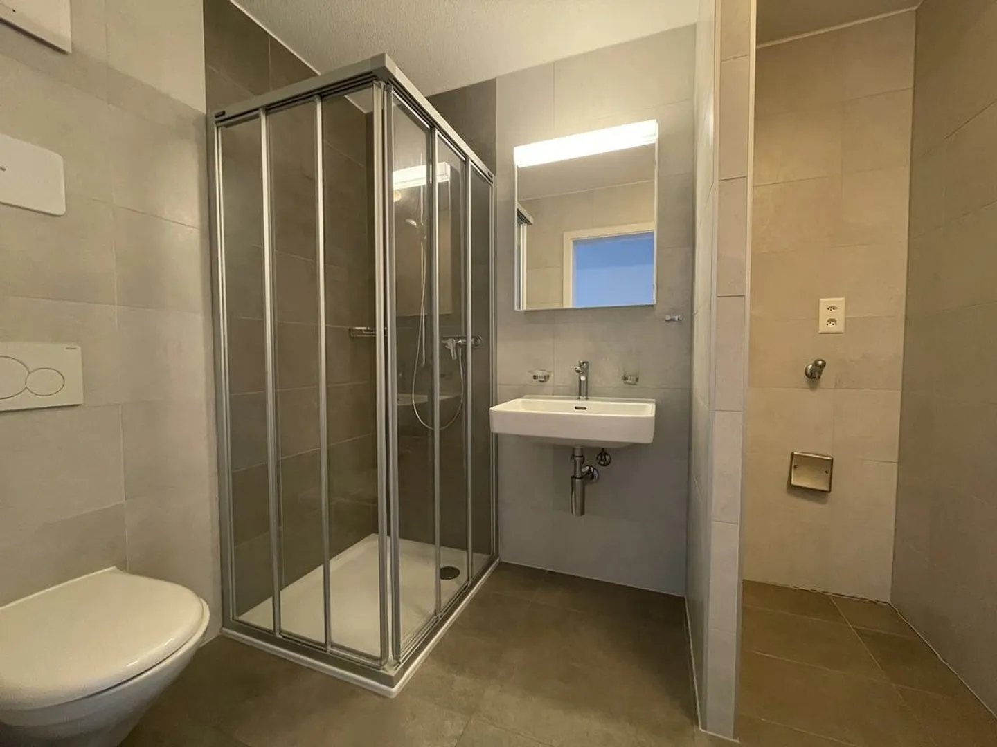 Wunderschöne 4,5-Zimmer-Wohnung mit Balkon und Garage - Foto 7 von 8