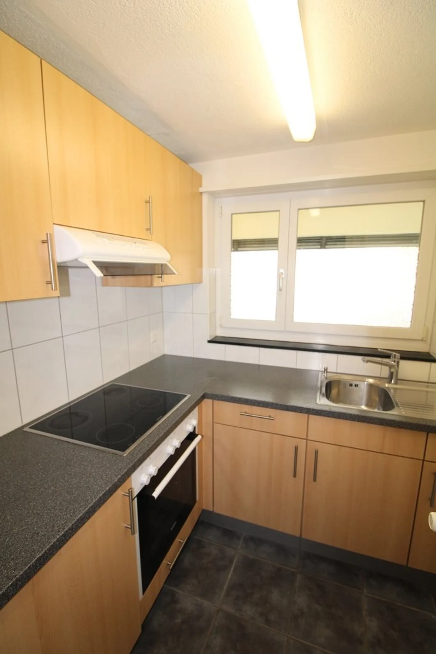 Appartamento luminoso e ben curato con balcone! - Foto 3 di 6