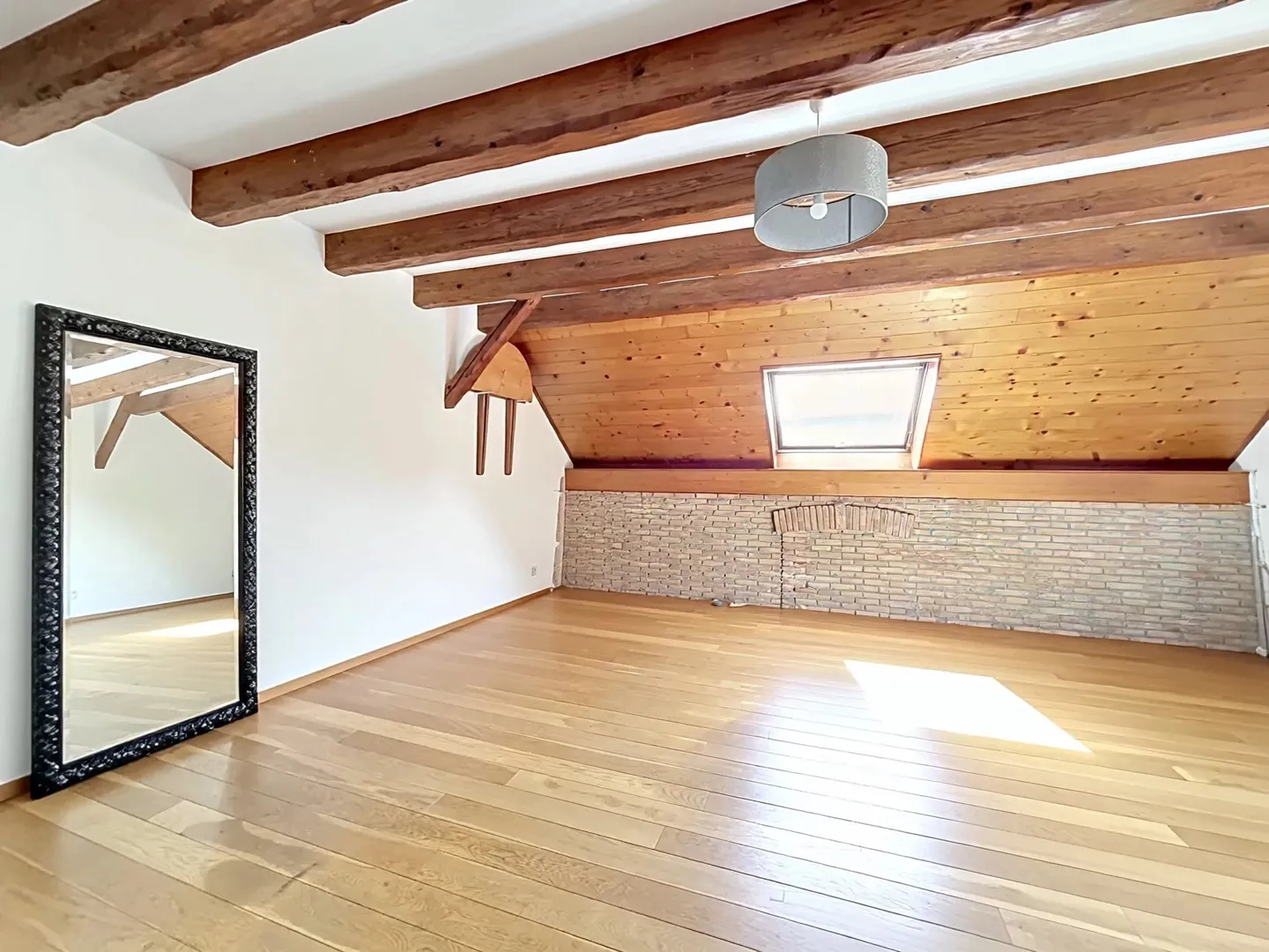 Appartamento duplex di charme di 5,5 stanze - Foto 2 di 13