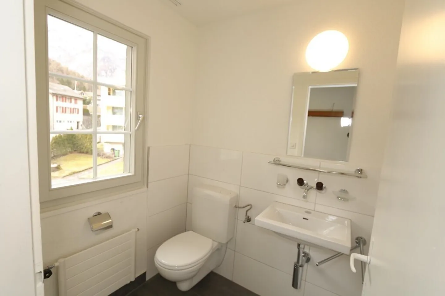 Modern & Hell, Exclusive Living Experience! - Photo 10 of 11