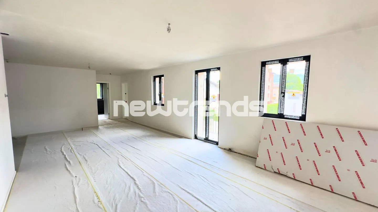 Pura/Caslano: new 3.5 rooms with balcony - Photo 9 of 16