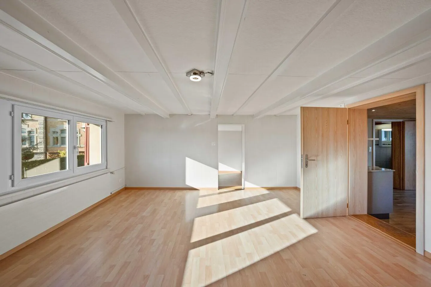 Casa bifamiliare - Foto 6 di 10