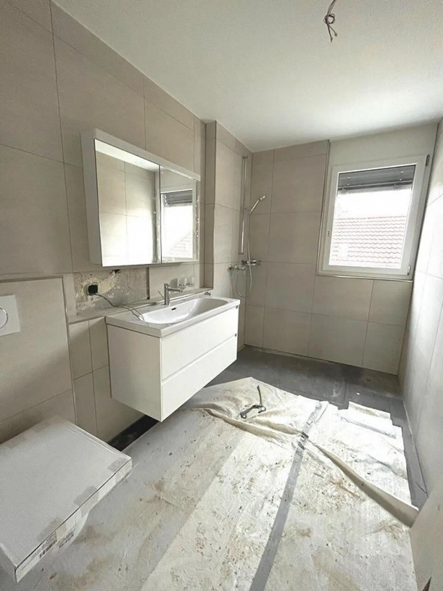 Espace de sièges couvert, emplacement calme, nouvelle construction : Votre nouveau chez-vous ? - Photo 5 sur 7