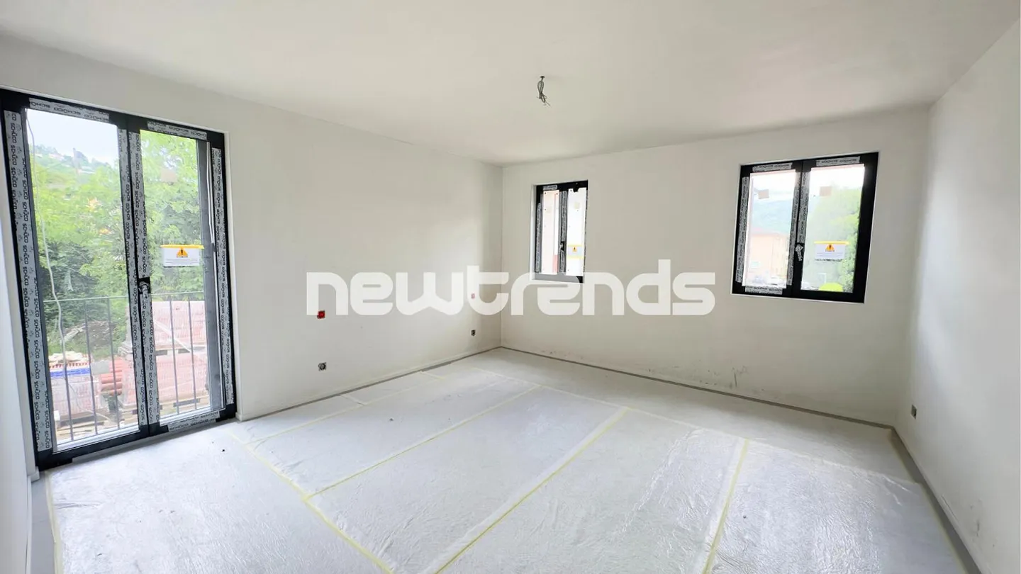 Pura/Caslano: new 3.5 rooms with balcony - Photo 14 of 16