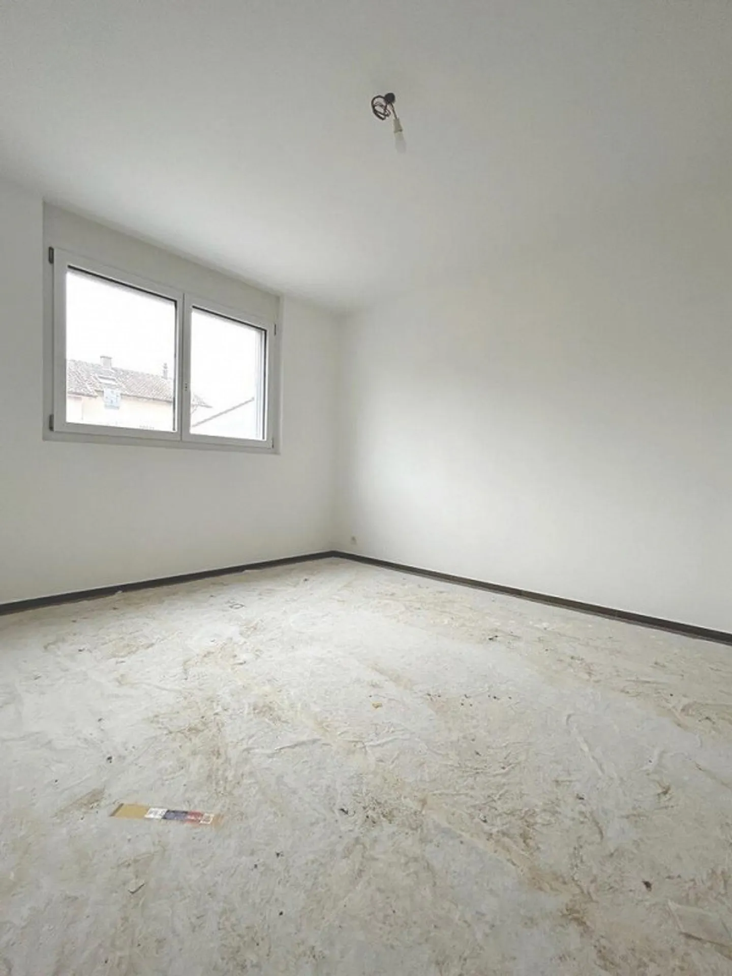 Espace de sièges couvert, emplacement calme, nouvelle construction : Votre nouveau chez-vous ? - Photo 4 sur 7