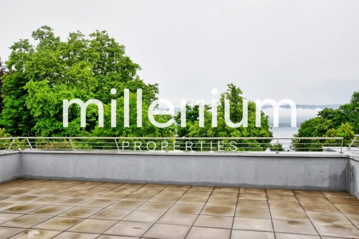 Villa familiare HPE con terrazza sul tetto e vista lago - Foto 9 di 10