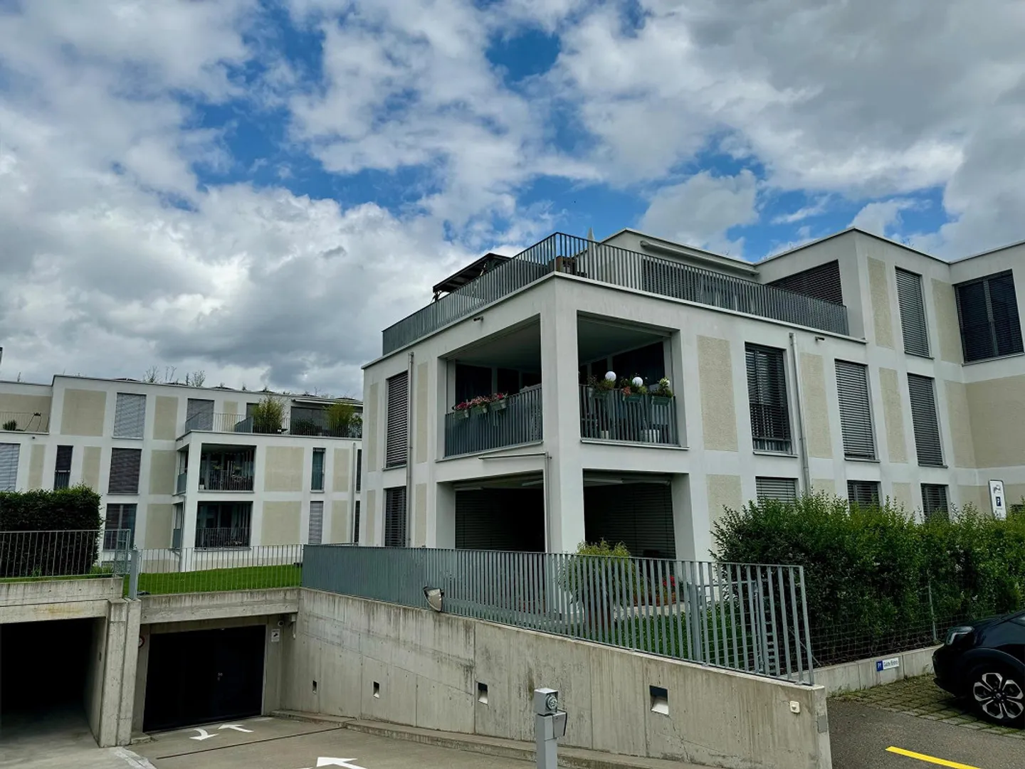 Underground parking space for rent in Uster - Photo 1 of 2